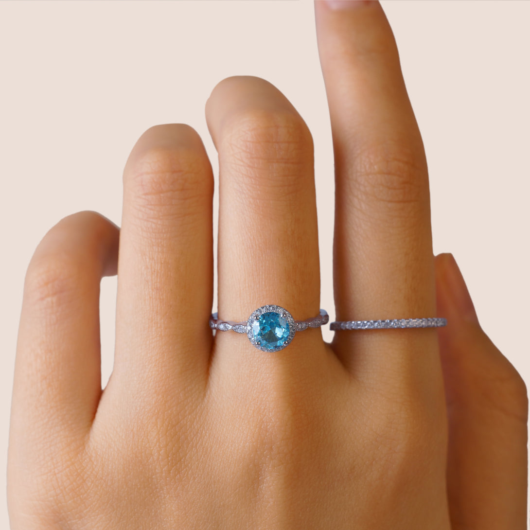 My Blue Gemstone Round Ring, Modeling Picture