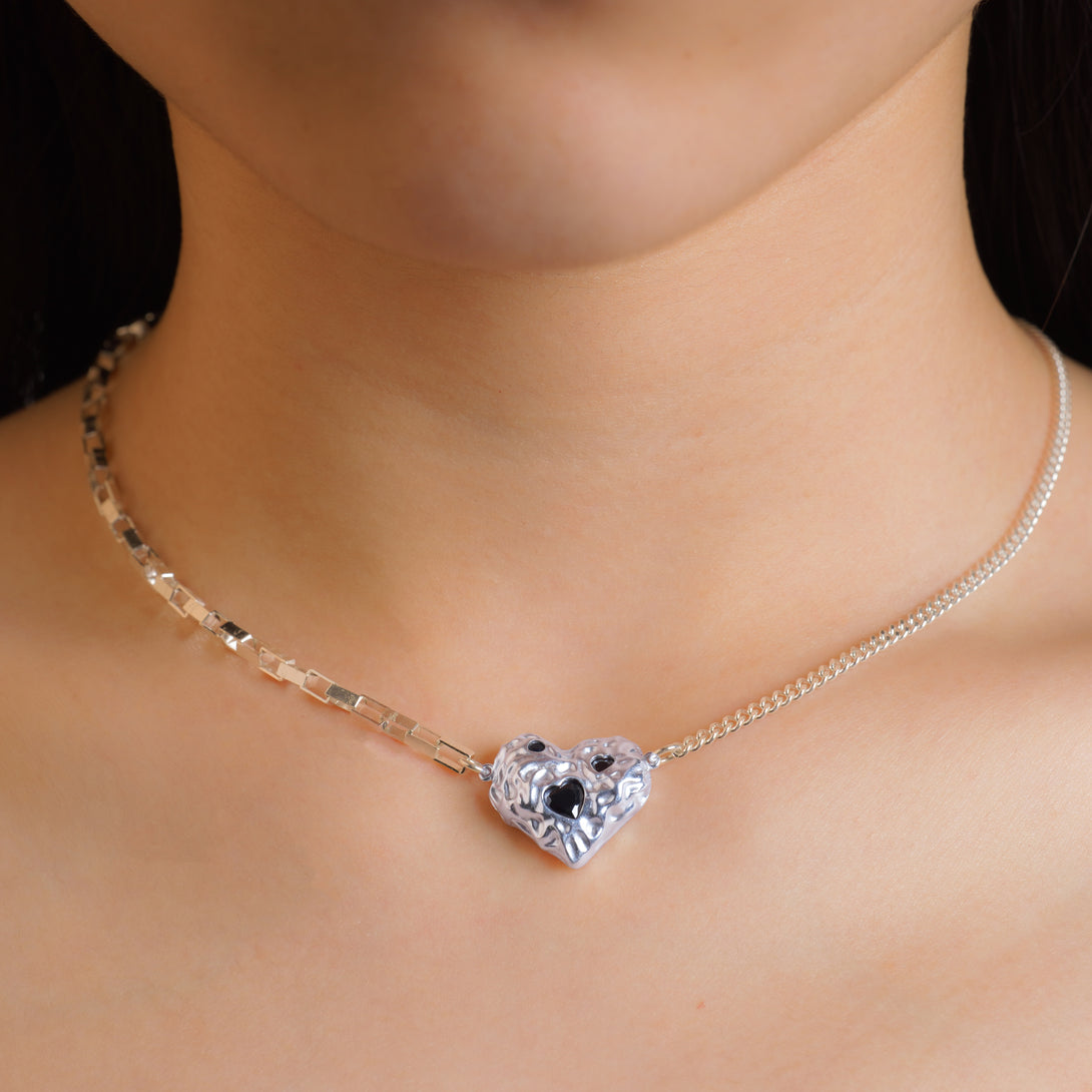 Heart Like a Rock Necklace, Wearing Effect