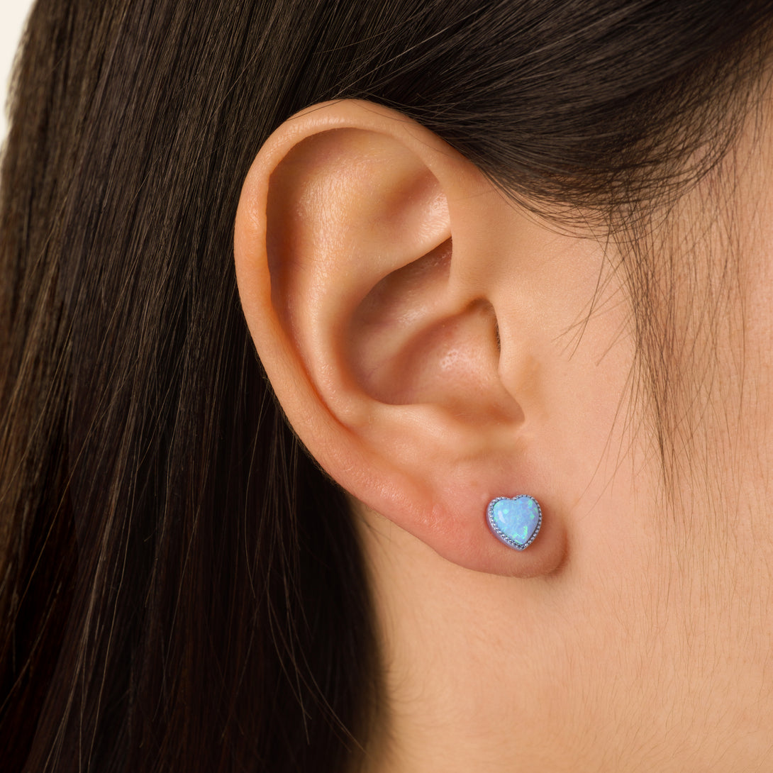 Blue Heart Opal Silver Earrings, Modeling Picture