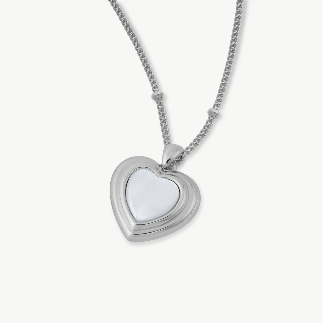 Layered love Mother of Pearl Silver Necklace, Details